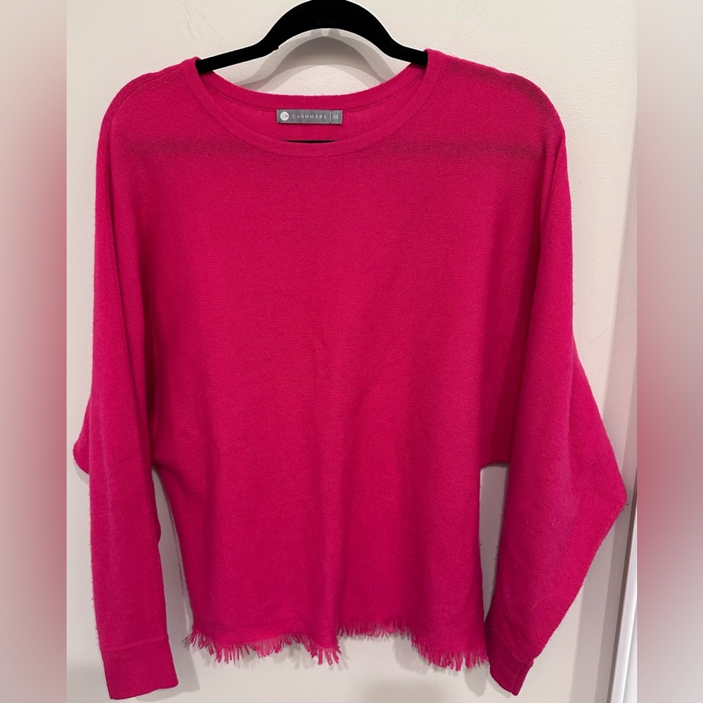 In Cashmere Pink Dolman Sleeve Round Neck Fringe Sweater EUC XS